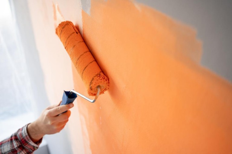 Pose de peinture intérieure à Avrillé, techniques des professionnels